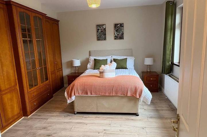 Whitepark Lodge - 5-Bett Landhaus. Neu renoviertes familienfreundliches Haus in Grafschaft Fermanagh