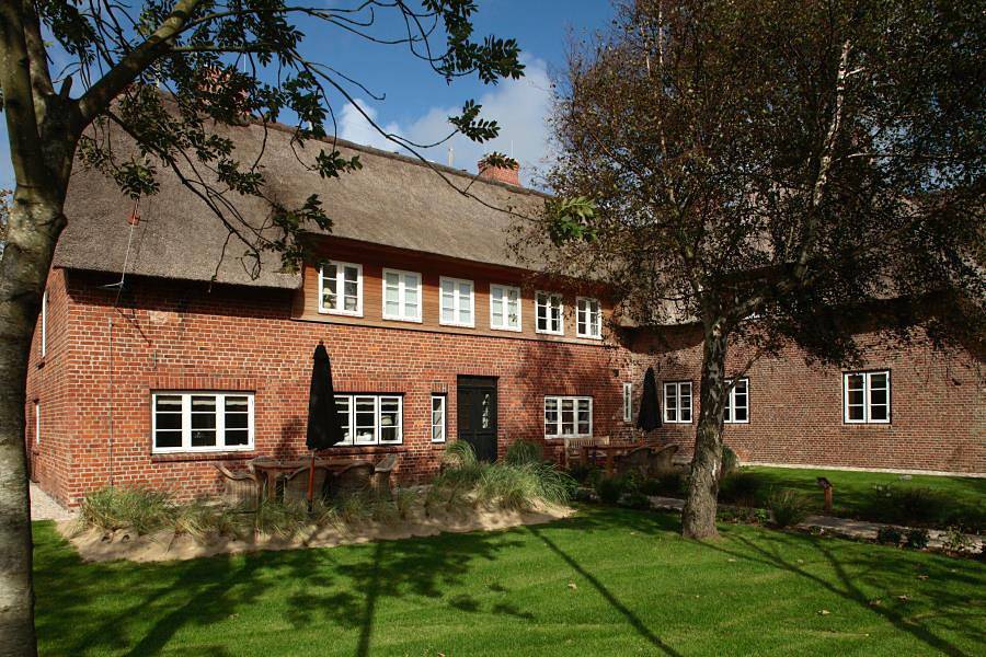 Hausteil Sölring Hus mit Saunahaus in Alt-Westerland, Klenterhof, Sylt in Westerland, Sylt (Gemeinde)