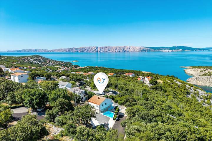 Dom dla 5 osób, z basen i balkon oraz widok na ocean, Dla rodziny w Klenovica