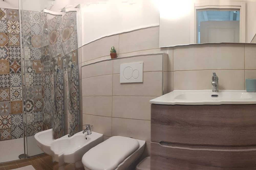 This property offers the ideal balance between relaxation and convenience in Valledoria in Codaruina/Valledoria, Valledoria