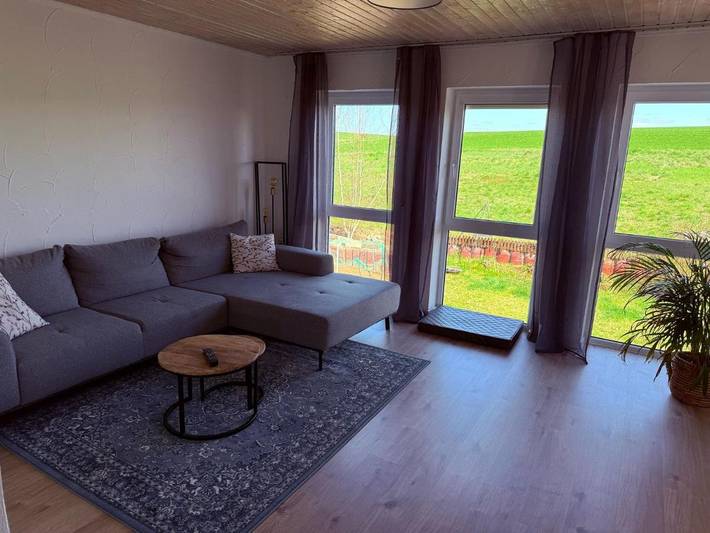 Ferienwohnung für 4 Personen, mit Balkon und Ausblick in Wierschem