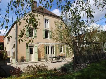 Gîte pour 9 personnes, avec jardin et terrasse à Bouix