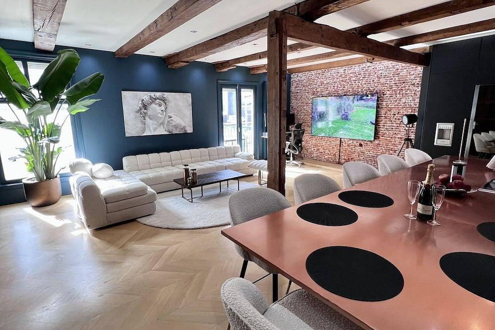 Ganze Wohnung, Highly Luxurious & Fancy 7-star Apartment in the City in Holländische Küste
