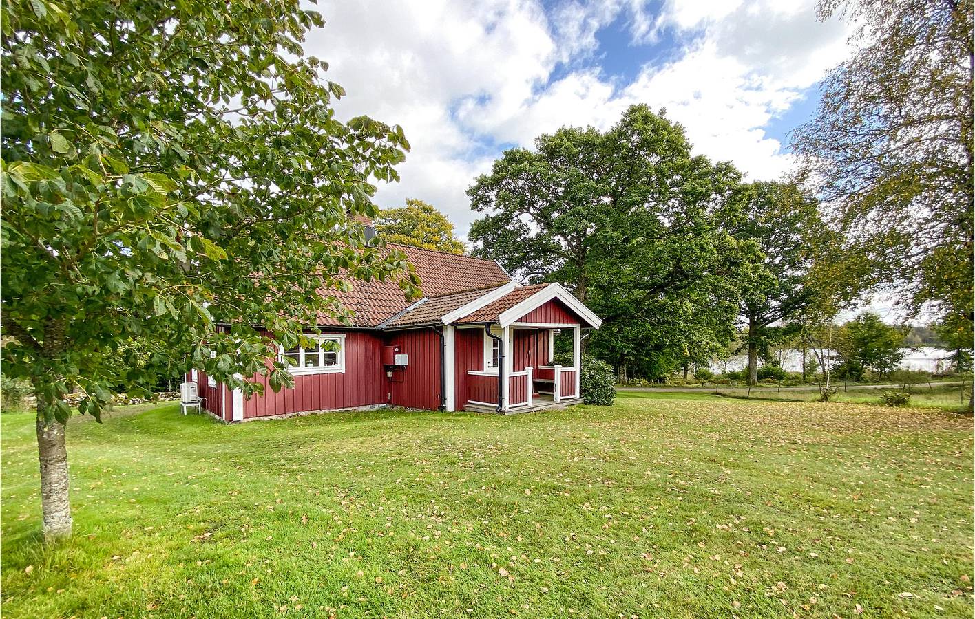 Ferienhaus für 14 Personen mit Terrasse in Kronoberg
