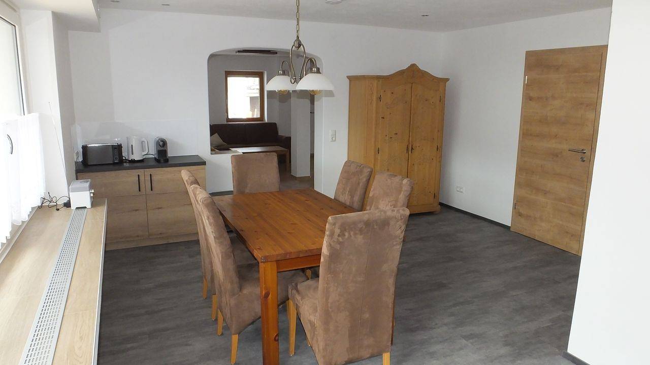 Ganze Ferienwohnung, Ferienwohnung für 4 Personen (82 m²) in Piding in Piding, Berchtesgadener Alpen