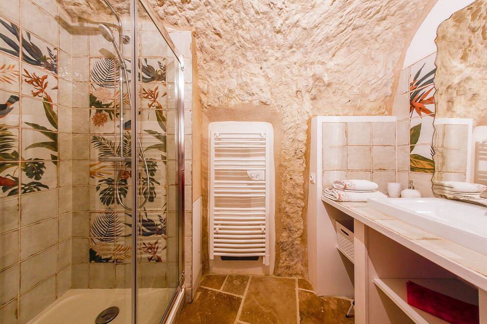 Gîte troglodytique en Touraine : charme & insolite in Noizay, Région de Tours