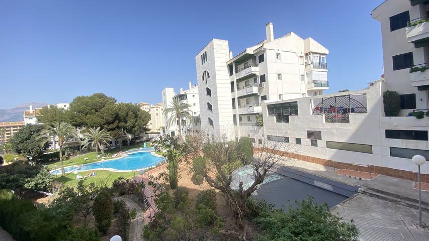 Ferieleilighet for 4 personer, med hage og balkong i Albir