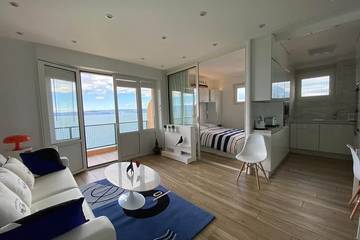 Gîte pour 2 personnes, avec balcon à Évian-les-Bains