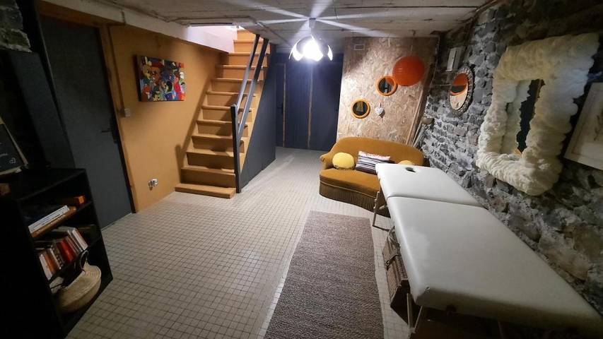 Location de vacances pour 6 personnes, avec Balcon ainsi que Terrasse et Vue à Le Pertuis - 2