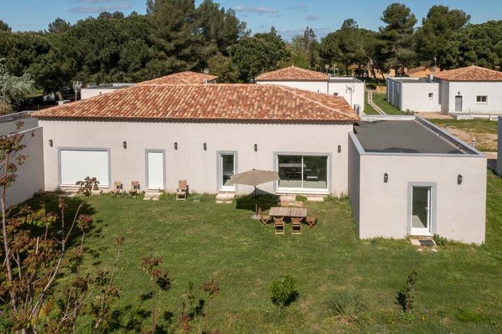 Villa pour 6 personnes, avec piscine et jardin à Aigues-Mortes - 2