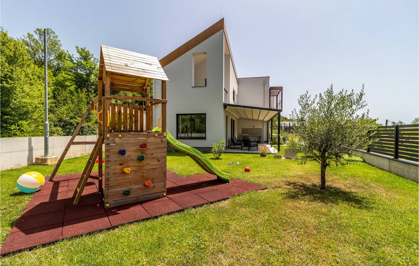 Gezellig vakantiehuisje met 1 slaapkamer en zwembad in de buurt van Grizane en het Tribalj-meer in Tribalj, Primorje-Gorski Kotar