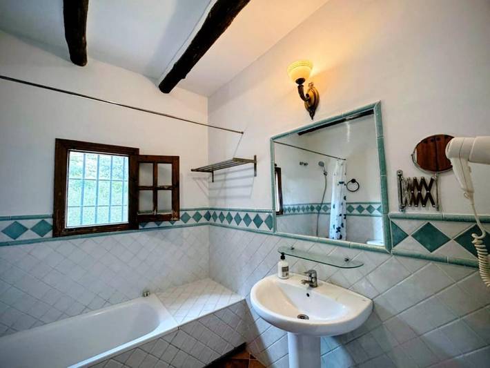 Casa rural para 4 personas, con vistas además de jardín y piscina en Álora - 4