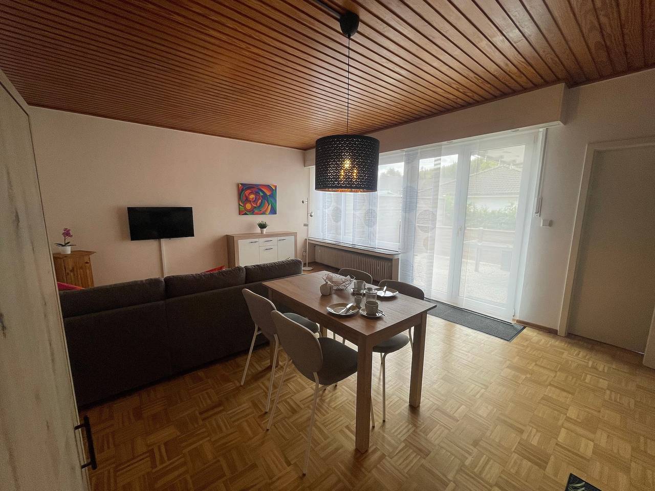 Ganze Wohnung, Ferienwohnung im Erdgeschoss mit privater Terrasse und Internet in Brilon, Hochsauerlandkreis
