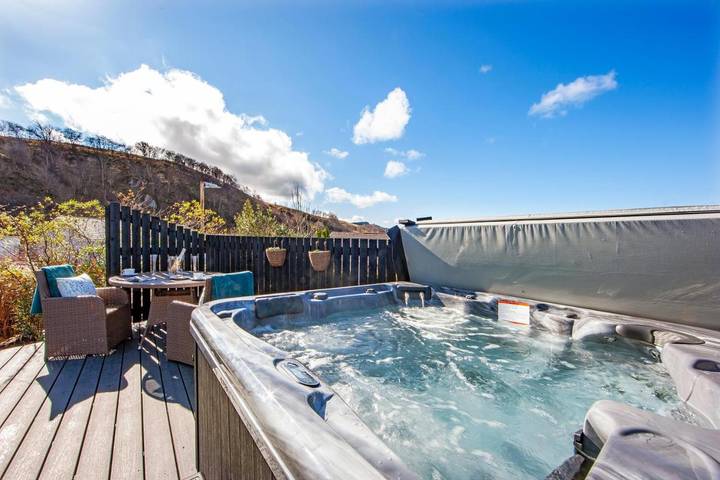 Gîte pour 2 personnes, avec jacuzzi et terrasse à Oban - 4