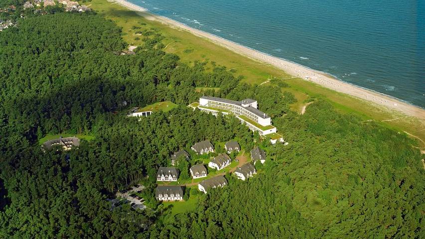 Ferienhaus für 6 Personen, mit Sauna und Pool sowie Terrasse in Dierhagen