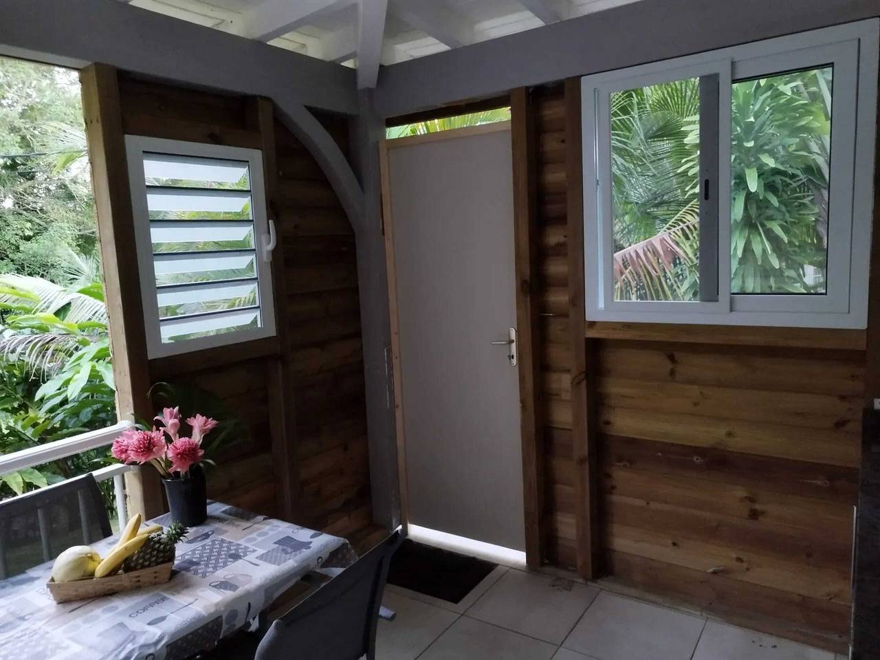 Studio entier, Studio confortable à Le Gosier 37 m² avec jardin in Le Gosier, Guadeloupe