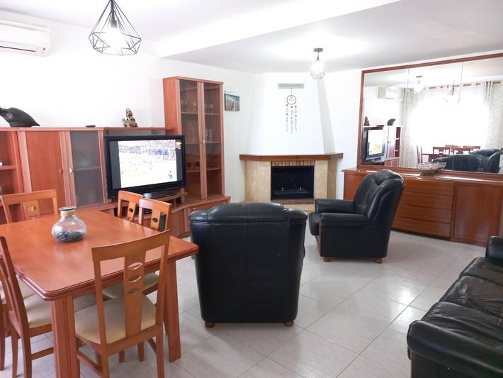 Casa rural para 6 personas, con Balcón y Vistas al lago en Viladamat - 3