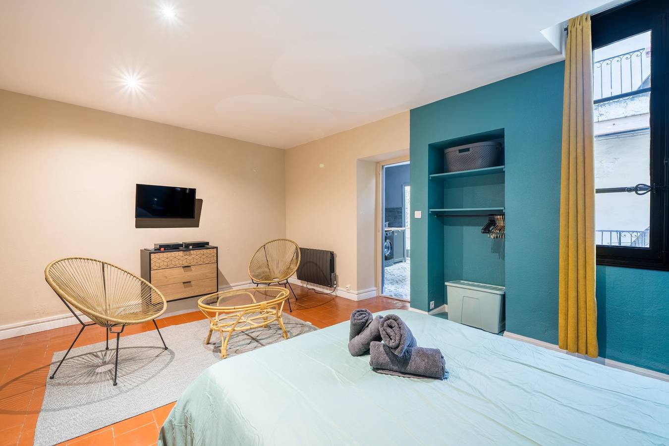 Apartamento entero, L’Escapade Nîmoise - grand studio centre Nîmes in Nimes, Region de Nimes