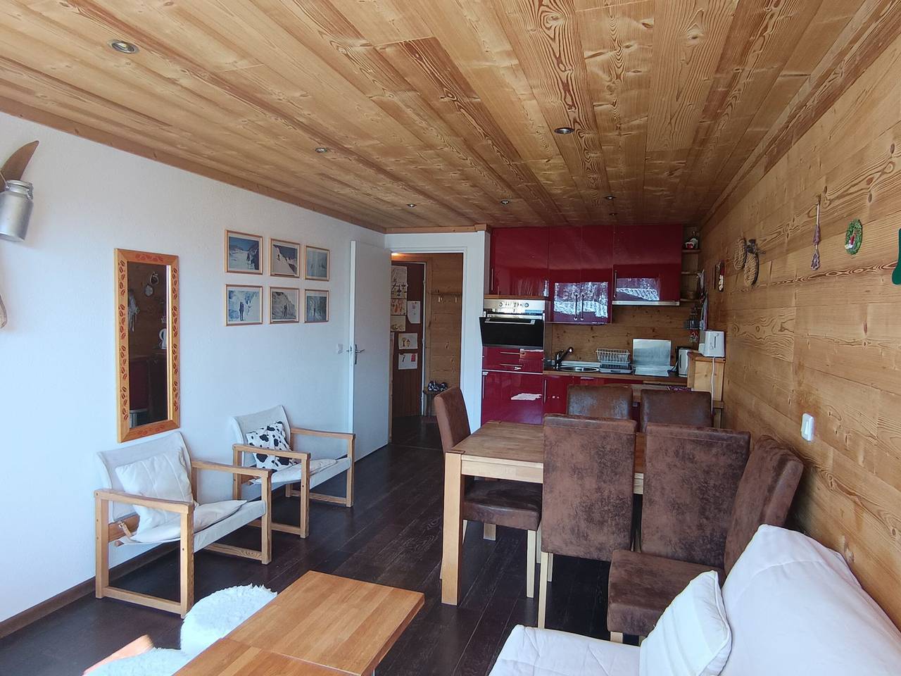 Appartement entier, Appartement rénové style chalet, à deux pas des pistes in Montgenèvre, Région de Briançon