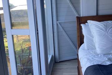 Gîte pour 2 personnes, avec jardin à Dragey-Ronthon