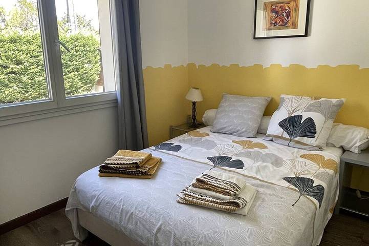 Location de vacances pour 10 personnes, avec terrasse et jardin, animaux acceptés dans Cazaux - 4