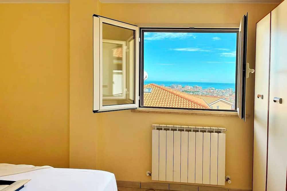 Ganze Wohnung, Vacation home with sea view in Tortoreto with swimming pool, ideal for families in Tortoreto und Umgebung, Adriaküste Abruzzen