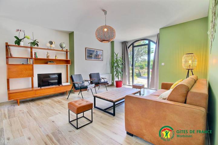 Gîte pour 6 personnes, avec Terrasse et Jardin à Crach