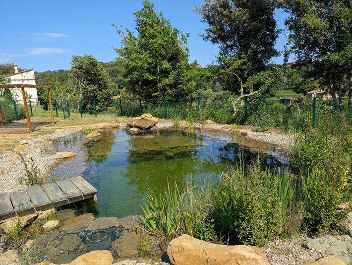 Casa rural para 6 personas, con Terraza y Jardín además de Piscina y Vistas en Las Planas