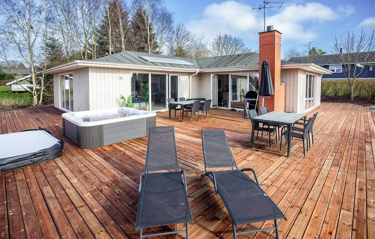 Ferienhaus für 8 Personen, mit Terrasse und Garten sowie Sauna in Hvalpsund - 3