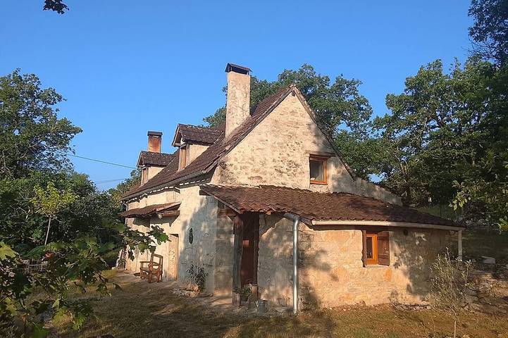 Location de vacances pour 2 personnes dans Cénevières - 4