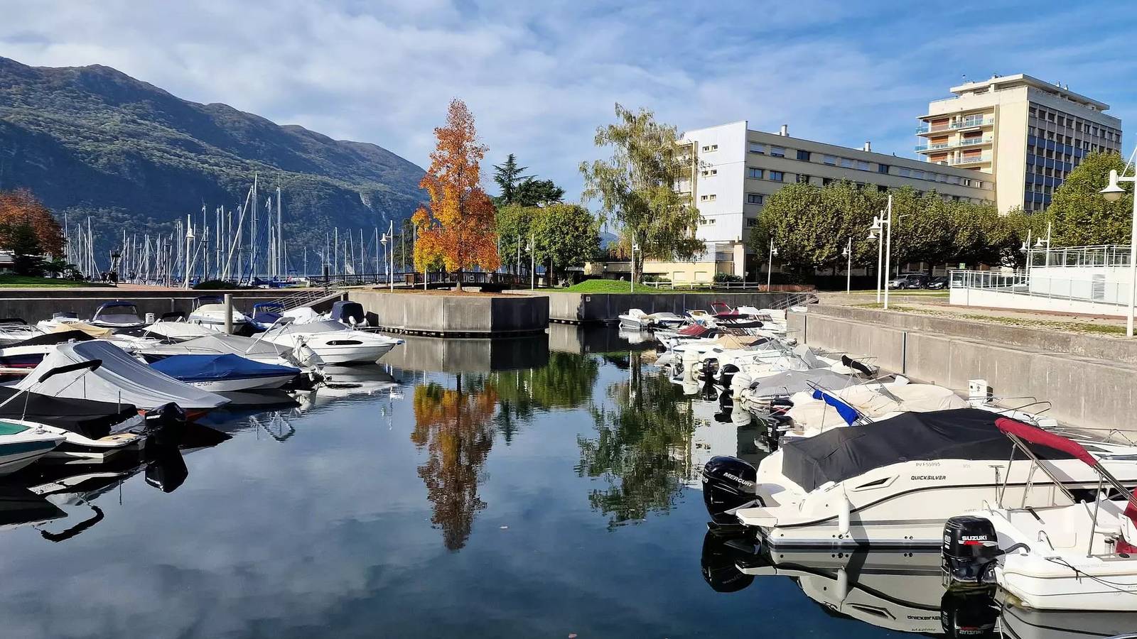 Appartement entier, Magnifique et imprenable vue sur le Lac du Bourget ! in Aix-les-Bains, Région de Chambéry