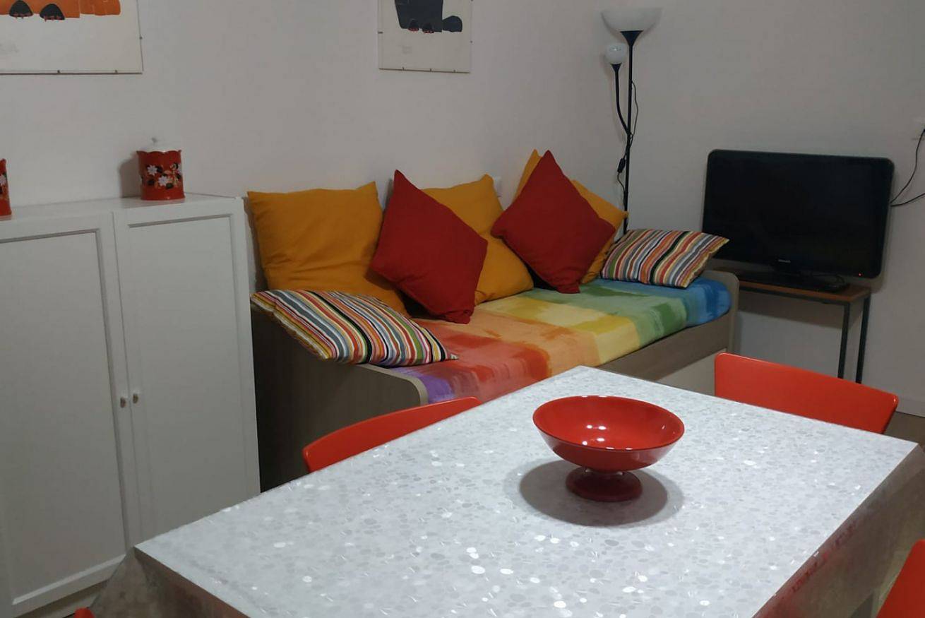 Ganze Wohnung, Ferienwohnung für 2 Personen mit Balkon/Terrasse in Lovere, Iseosee