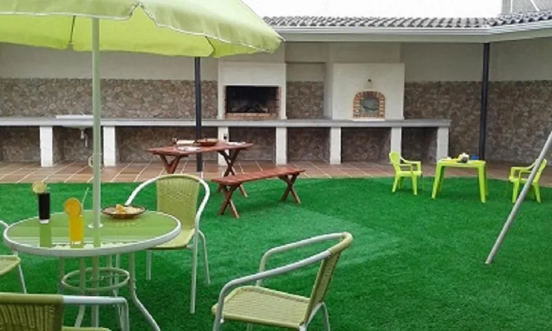 Maison d’hôte pour 3 personnes, avec vue et jardin - 1