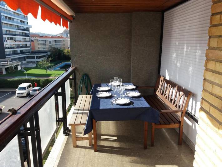 Apartamento para 6 personas, con Balcón y Terraza además de Piscina para niños y Piscina en Zarauz