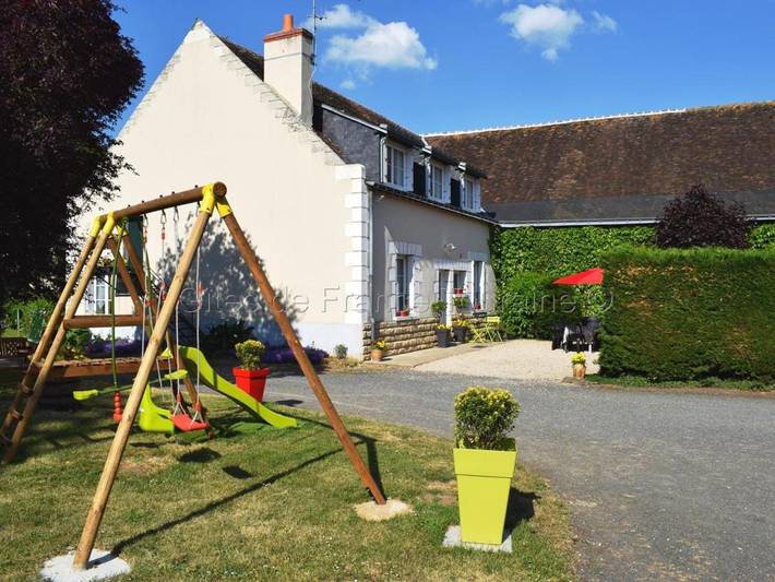 Maison de campagne pour 8 personnes, avec Terrasse et Jardin à Beaumont-la-Ronce