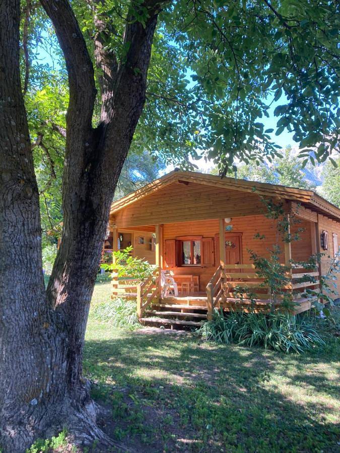 Camping pour 2 personnes, avec Terrasse ainsi que Jardin et Vue