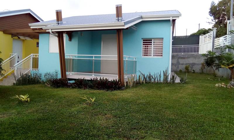 Bungalow pour 4 personnes, avec terrasse en Guadeloupe