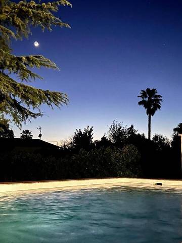 Casa de vacaciones para 10 personas, con jardín y piscina, Se admiten mascotas en Tierra de Mérida - Vegas Bajas