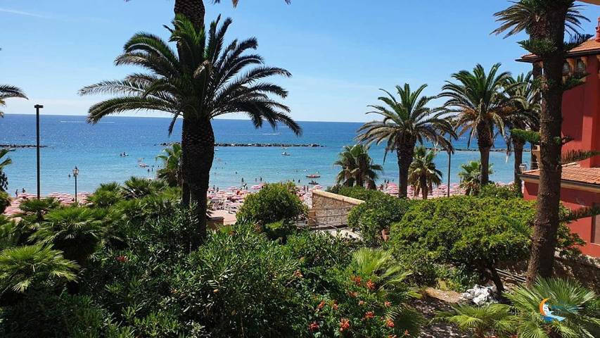 B&b per 2 persone, con Balcone e Terrazza nonché Giardino a Santa Marinella