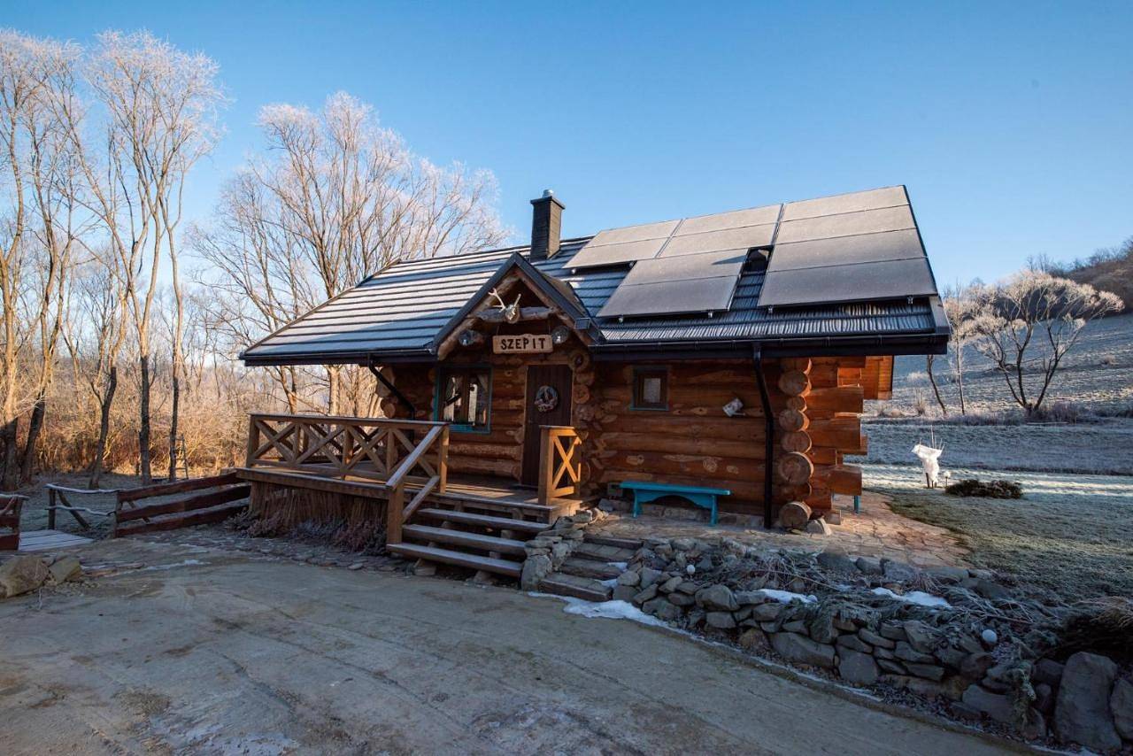Two-Bedroom House in Bieszczady