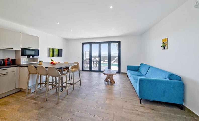 Location de vacances pour 4 personnes, avec piscine et jardin à Lecci - 3