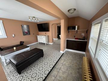 Vacation Rental for 6 Guests in Nova Scotia, Canada, Picture 2