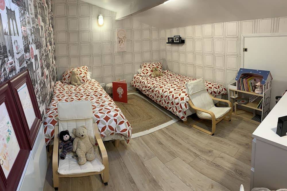 Family home 5mn from town center - 20mn from the ocean in Lesparre-Médoc, Lesparre-Médoc region