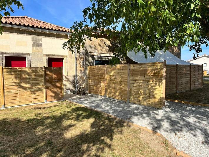Location de vacances pour 2 personnes, avec jardin et terrasse à Berson - 3