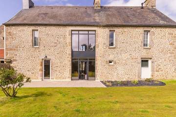 Gîte pour 4 personnes, avec jardin à Gouberville