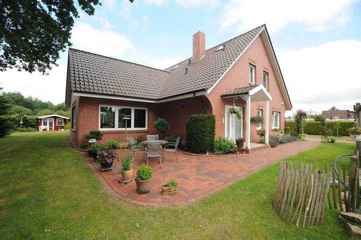 Vakantiewoning voor 5 personen, with Terras and Tuin as well as Sauna in Moormerland