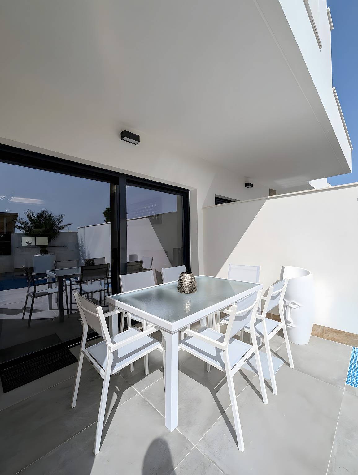 Exklusive Ferienvilla mit privatem Pool, Wlan und Klimaanlage im Zentrum von Los Montesinos in Los Montesinos, Costa Blanca