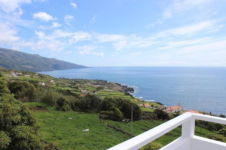 Location de vacances pour 4 personnes, avec jardin et terrasse, animaux acceptés à Lajes do Pico - 4