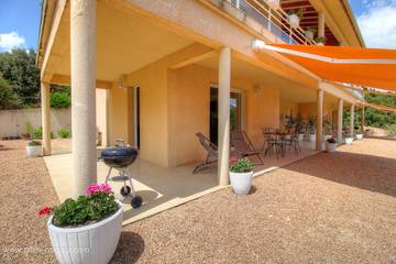 Gîte pour 2 Personnes dans Levie, Corse-du-Sud, Photo 2