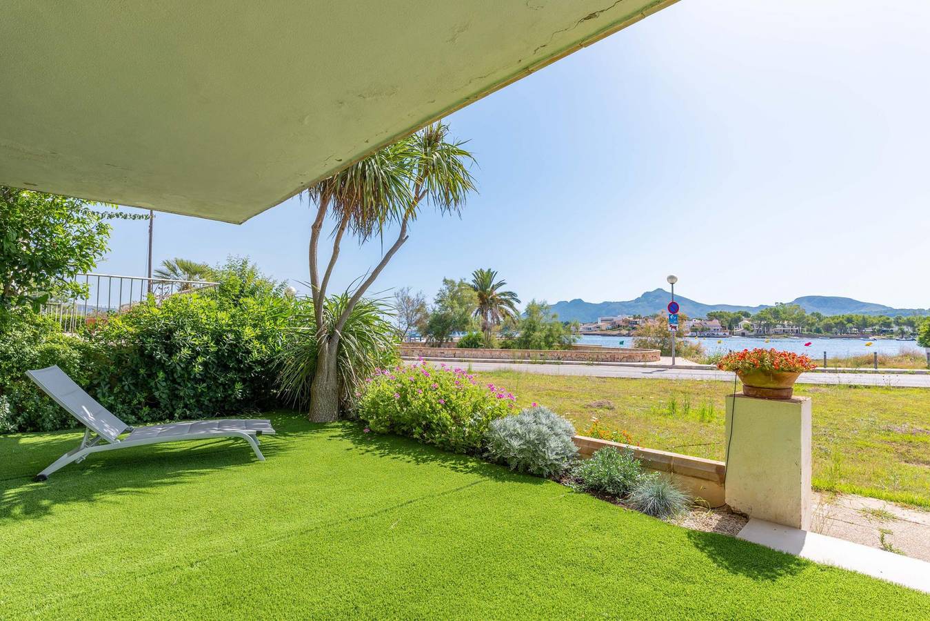 Ganze Ferienwohnung, Tarida - Apartment mit Meerblick in Es Barcarès - Alcudia. in Es Barcarès, Alcúdia